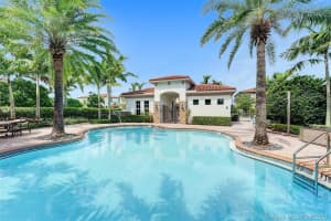 5217 Kingfisher Wy, Davie, FL 33314, Sold 10/30/20
