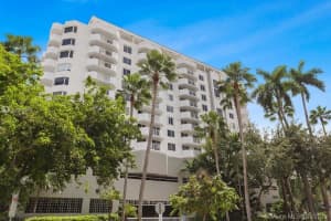 1621 Bay Rd, Miami Beach, FL 33139, Sold 02/26/21