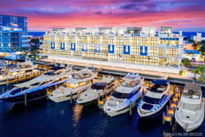 2840 N Ocean Dr, Hollywood, FL 33019, Sold 12/29/20