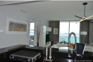 186 SE 12th Terrace, Miami, FL 33131, Sold 09/18/20