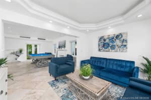 316 S Coconut Ln, Miami Beach, FL 33139, Sold 01/15/21