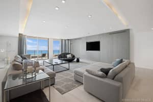 125 Ocean Dr, Miami Beach, FL 33139, Sold 10/13/20
