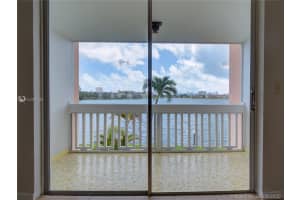 18707 NE 14th Ave, Miami, FL 33179, Sold 10/20/20