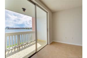 18707 NE 14th Ave, Miami, FL 33179, Sold 10/20/20