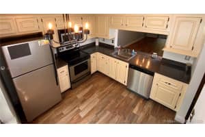 548 Westree Ln, Plantation, FL 33324, Sold 10/06/20