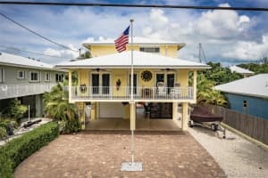 264 S Coconut Palm Blvd, Tavernier, FL 33070, Sold 03/08/21