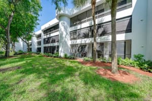1430 Sheridan St #3g, Hollywood, FL 33020, Sold 01/29/21