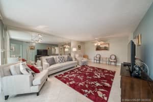 1430 Sheridan St #3g, Hollywood, FL 33020, Sold 01/29/21