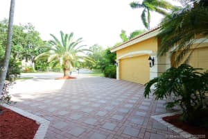 12815 NW 69th Ct, Tamarac, FL 33321, Sold 02/24/21