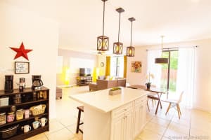 22613 SW 102nd Ave, Miami, FL 33190, Sold 10/06/20