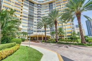 100 Golden Isles Dr, Hallandale Beach, FL 33009, Sold 11/20/20