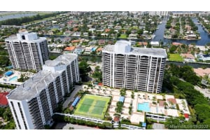3640 Yacht Club Dr, Aventura, FL 33180, Sold 12/11/20
