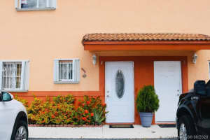 8081 NW 8th St, Miami, FL 33126, Sold 12/29/20