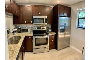 15705 W Waterside Cir, Sunrise, FL 33326, Sold 11/10/20