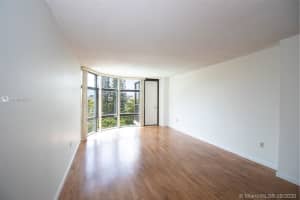 20100 W Country Club Dr, Aventura, FL 33180, Sold 04/13/21