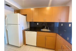 200 177th Dr, Sunny Isles Beach, FL 33160, Sold 01/22/21