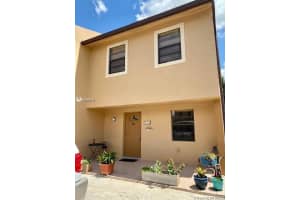3869 SW 99th Ave, Miami, FL 33165, Sold 09/21/20