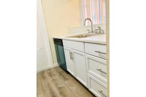 1500 N Congress Ave APT C23, West Palm Beach, FL 33401, Sold 11/10/20