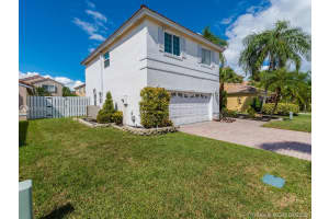 19126 NW 13th Ct, Pembroke Pines, FL 33029, Sold 10/28/20