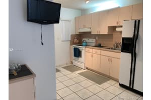 1950 W 54th St, Hialeah, FL 33012, Sold 11/05/20