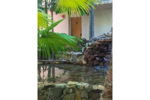 55 Ocean Ln Dr, Key Biscayne, FL 33149, Sold 05/11/21