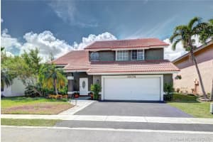 12174 NW 35th St, Sunrise, FL 33323, Sold 10/05/20