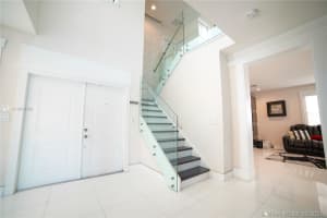 846 NW 104 Ave, Miami, FL 33172, Sold 02/05/21