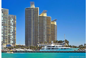 400 Alton Rd, Miami Beach, FL 33139, Sold 03/19/21