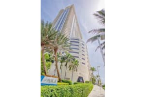 16699 Collins Ave, Sunny Isles Beach, FL 33160, Sold 07/10/21