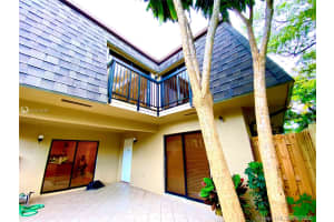 14269 SW 94th Cir Ln, Miami, FL 33186, Sold 09/25/20