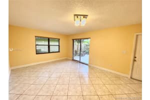 14269 SW 94th Cir Ln, Miami, FL 33186, Sold 09/25/20