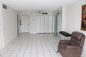 3301 N Country Club Dr, Miami, FL 33180, Sold 03/08/21