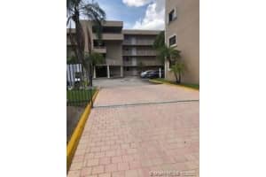 8500 NW 8th St, Miami, FL 33126, Sold 03/09/21
