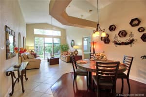 11521 SW 11th St, Pembroke Pines, FL 33025, Sold 12/11/20