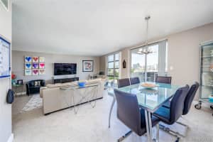 9800 W Bay Harbor Dr, Bay Harbor Islands, FL 33154, Sold 11/20/20