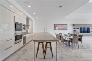 17475 Collins Ave, Sunny Isles Beach, FL 33160, Sold 05/14/21
