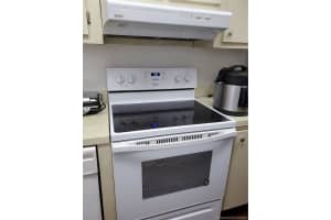 30 NW 87th Ave APT C210, Miami, FL 33172, Sold 10/30/20