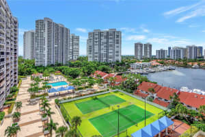 3610 Yacht Club Dr, Miami, FL 33180, Sold 08/20/21