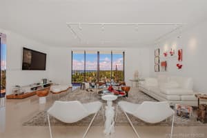 8877 Collins Ave, Surfside, FL 33154, Sold 01/19/21
