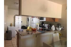 15401 SW 81st Cir Ln, Miami, FL 33193, Sold 04/23/21