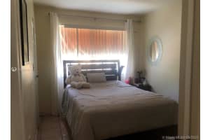 15401 SW 81st Cir Ln, Miami, FL 33193, Sold 04/23/21