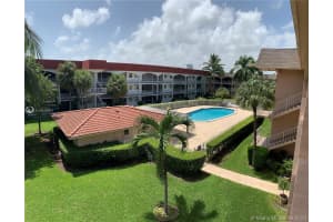 501 Blue Heron Dr, Hallandale Beach, FL 33009, Sold 11/12/20
