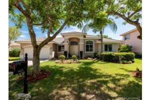 445 NW 120th Dr, Coral Springs, FL 33071, Sold 05/27/21