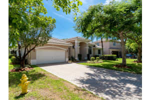 445 NW 120th Dr, Coral Springs, FL 33071, Sold 05/27/21