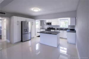 1741 SW 44th Ave, Fort Lauderdale, FL 33317, Sold 10/29/20