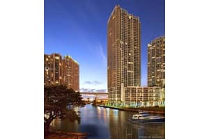 92 SW 3rd St, Miami, FL 33130, Sold 11/18/21