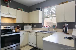 13843 SW 275th St, Homestead, FL 33032, Sold 10/26/20