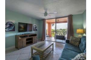 19501 E Country Club Dr, Miami, FL 33180, Sold 05/27/21