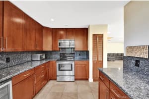 5747 Fox Hollow Dr, Boca Raton, FL 33486, Sold 03/29/21