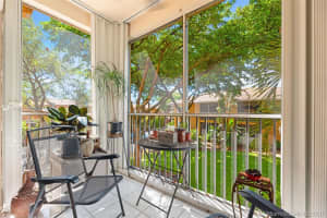 430 SE 7th St #201e, Dania Beach, FL 33004, Sold 10/30/20